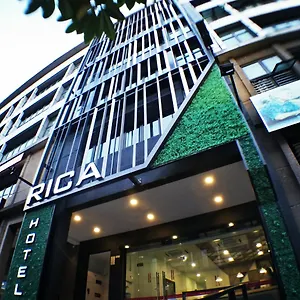 酒店 Usj利卡酒店, 梳邦再也